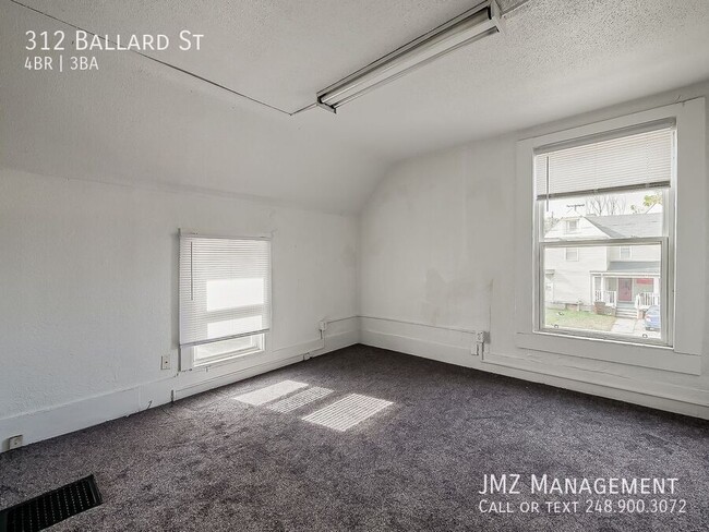 Building Photo - 312 Ballard St