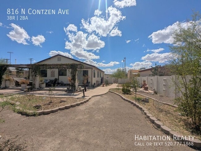 Building Photo - 816 N Contzen Ave