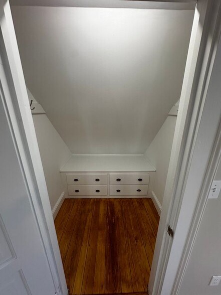 Building Photo - 159 Allston St