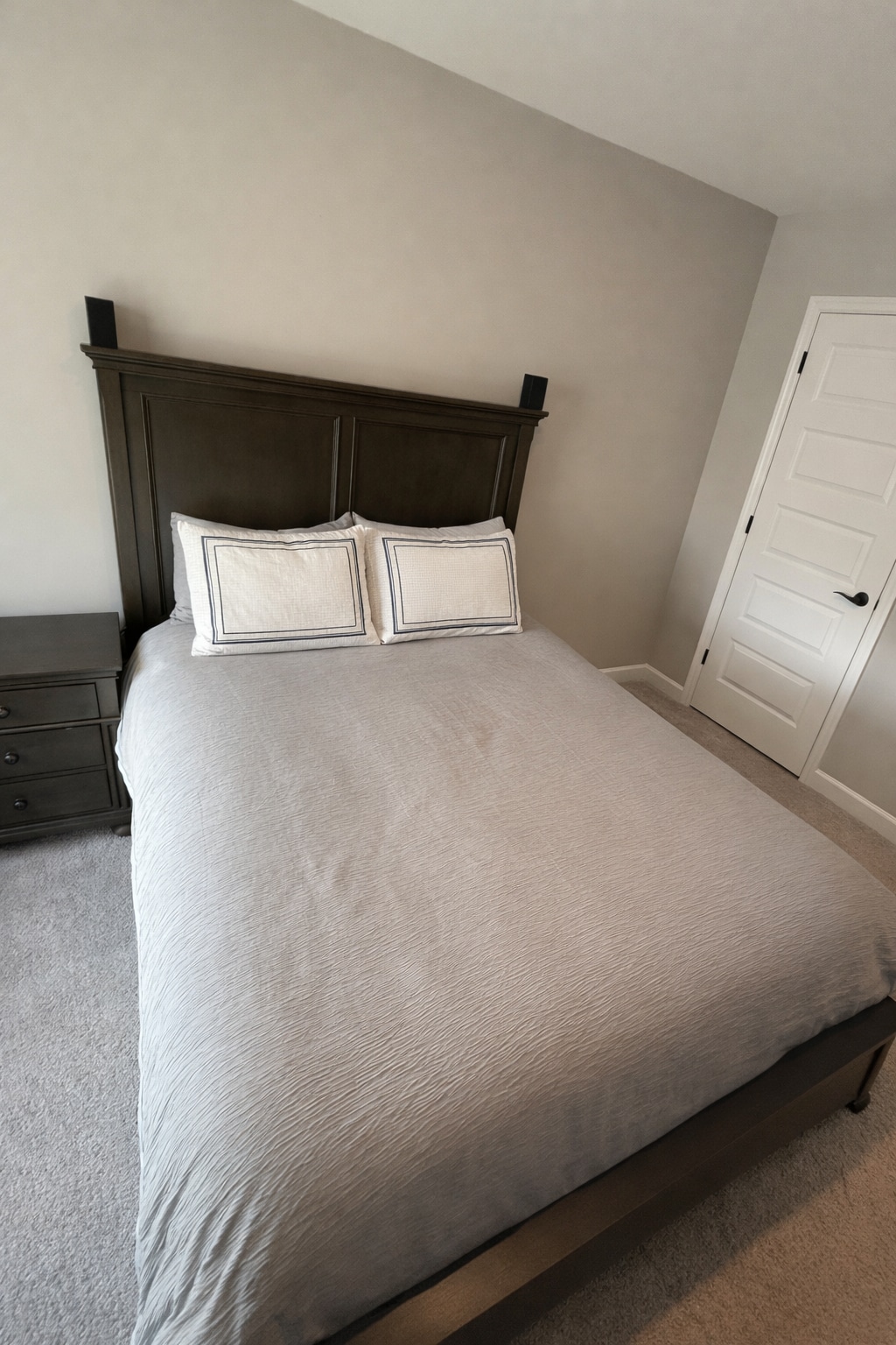 Bedroom 2 - Queen - 422 Kinnard Pvt Dr