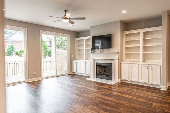 Building Photo - 535 Lighthorse Cir