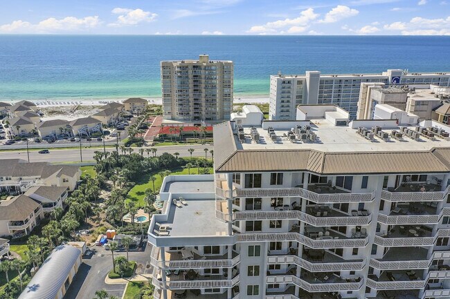 Building Photo - 725 Gulf Shore Dr