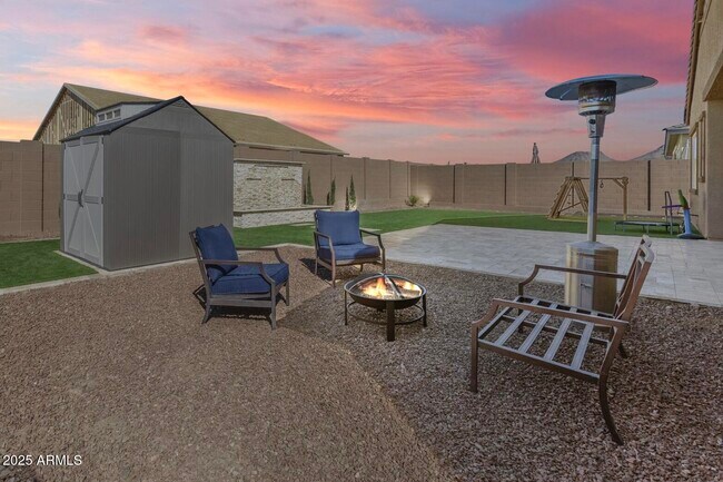 Building Photo - 7694 W Desert Spoon Dr