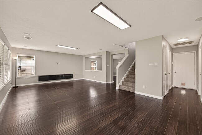 Building Photo - 18302 Walden Gate Ln
