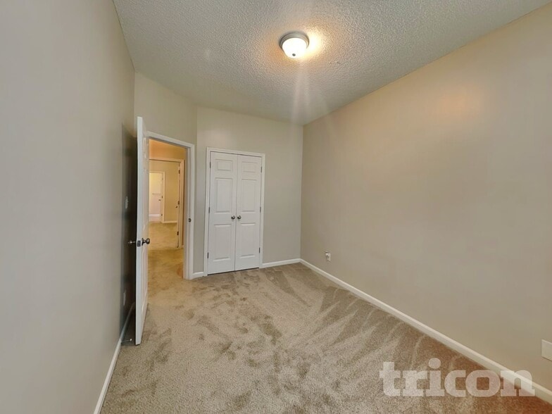 Building Photo - 309 Patrick Ave SW