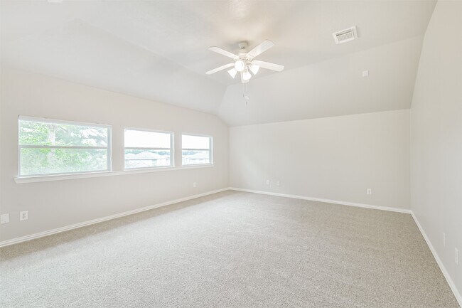 Building Photo - 6 Cordella Pl