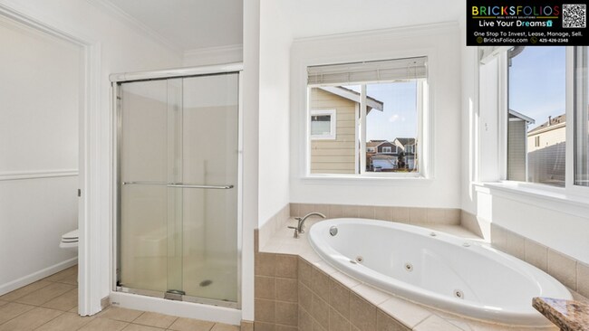 Building Photo - Rare 4-BR Gem | Fully Remodeled | Central A/C in Puyallup!