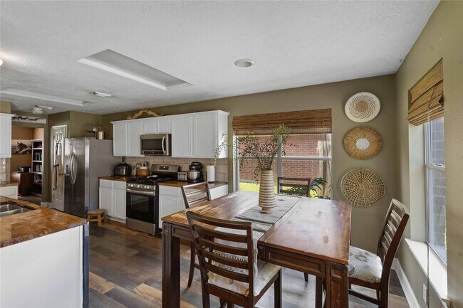 Building Photo - 4111 Boulder Dr