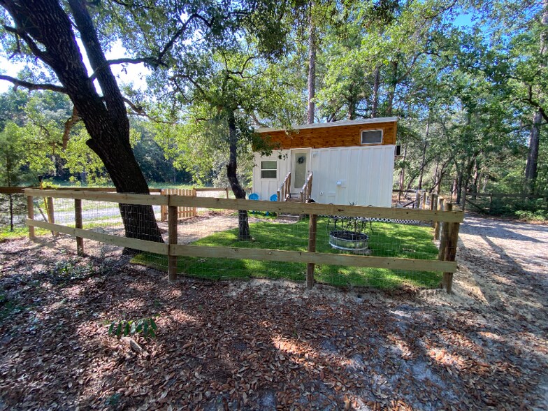Building Photo - 2837 Anchor Rd
