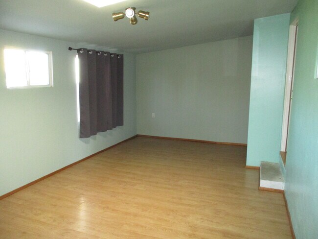 Building Photo - 18649 Chase St