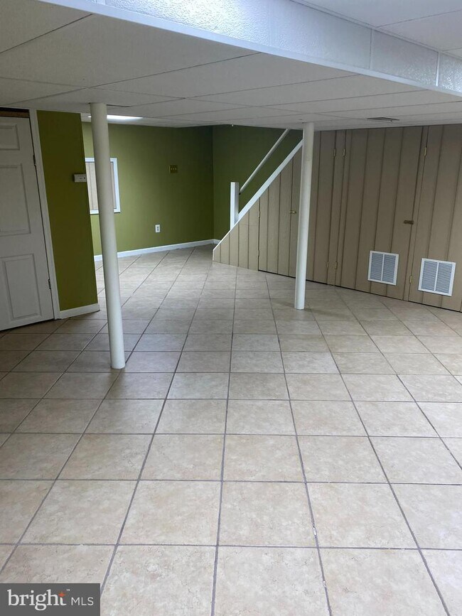 Building Photo - 109 Drayton Cir