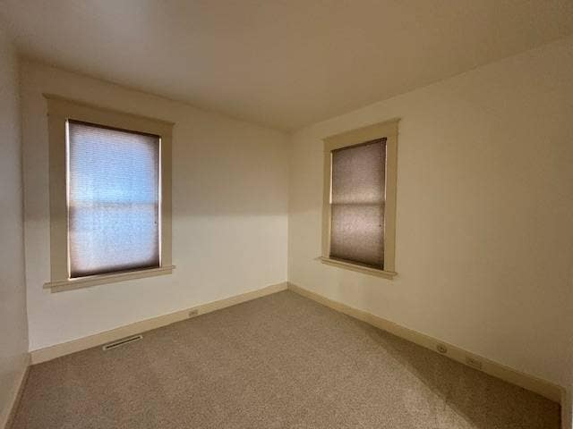 Building Photo - 527 Alexander St