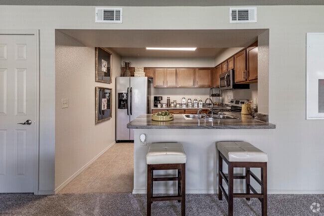 2BR, 2BA - 1,050 SF - Tuscana Bay