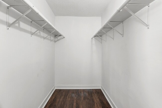 Building Photo - 3815 Wyoming St