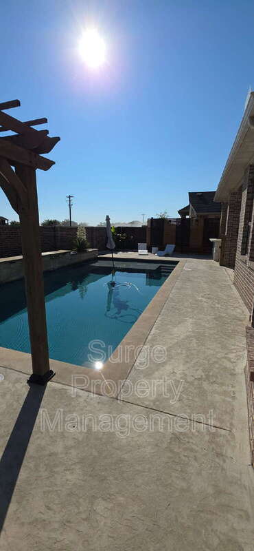 Building Photo - 2000 Johnson Rd