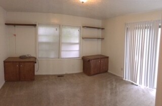 Building Photo - 1514 E Maxwell Ln