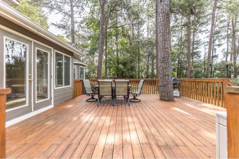 Building Photo - 404 Lake Front Dr