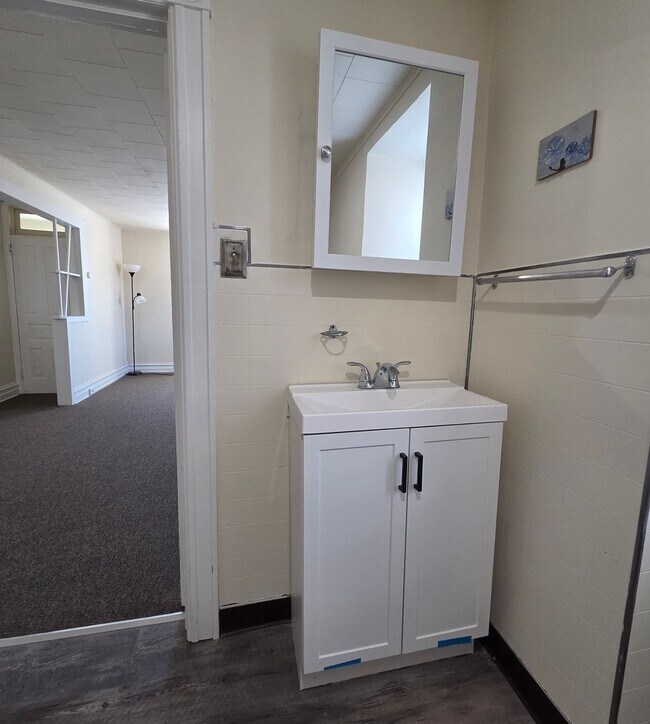 Building Photo - 19 S 12th St