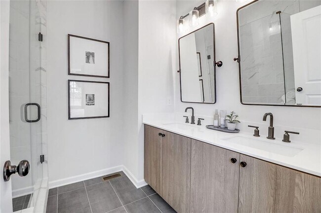 Building Photo - 4443 Buckley Way #65