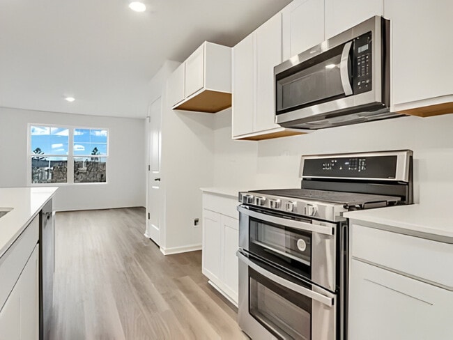 Building Photo - 367 Bridgeview Ct