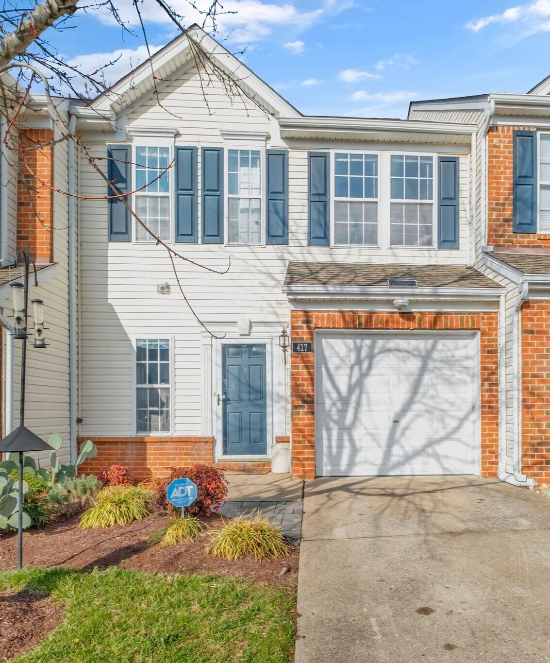 Building Photo - 1345 Bell Rd