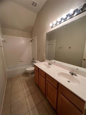 Building Photo - 5888 Shetland Cir