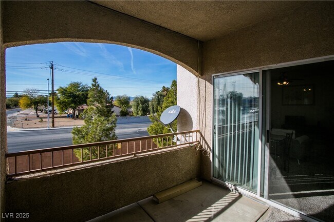 Building Photo - 4655 Gold Dust Ave