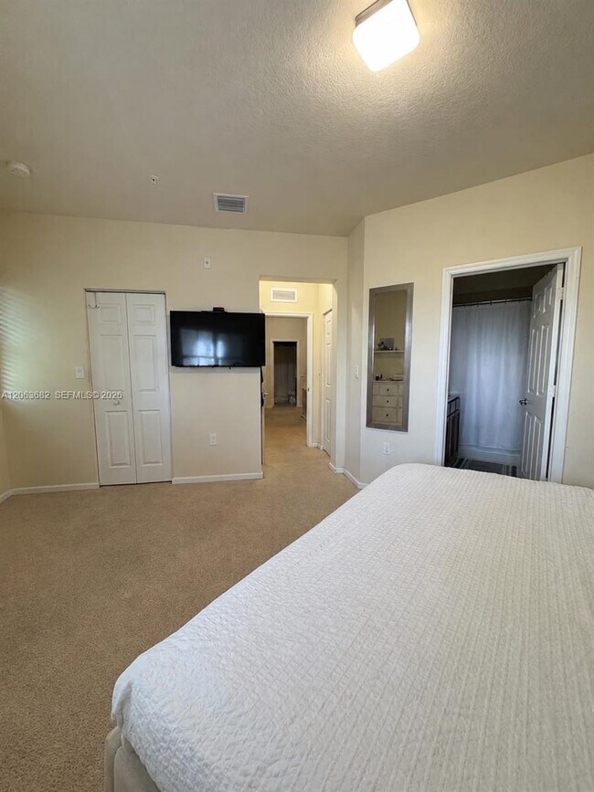 Building Photo - 8620 NW 97th Ave
