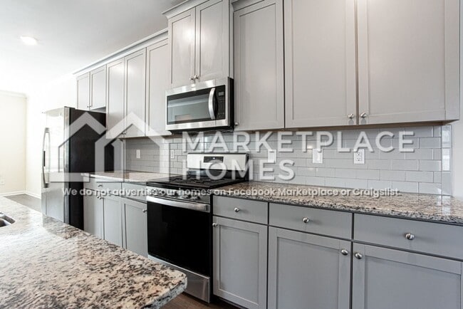 Building Photo - 3005 Westpoint Cir