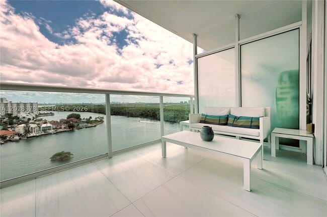 Building Photo - 400 Sunny Isles Blvd