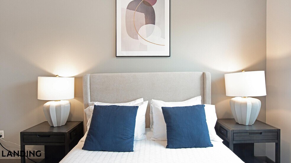 Building Photo - 3150 W Twain Ave