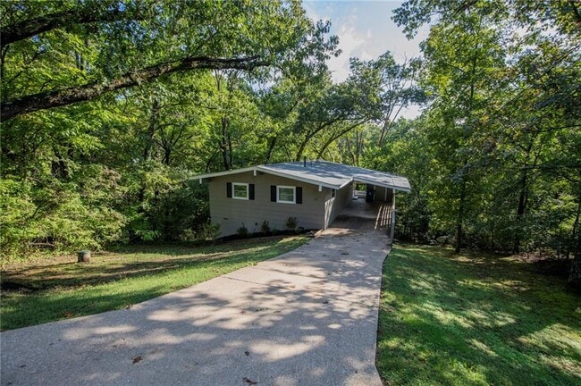 Building Photo - 82 Bosworth Cir