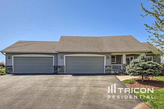 Building Photo - 19280 Castle Ct