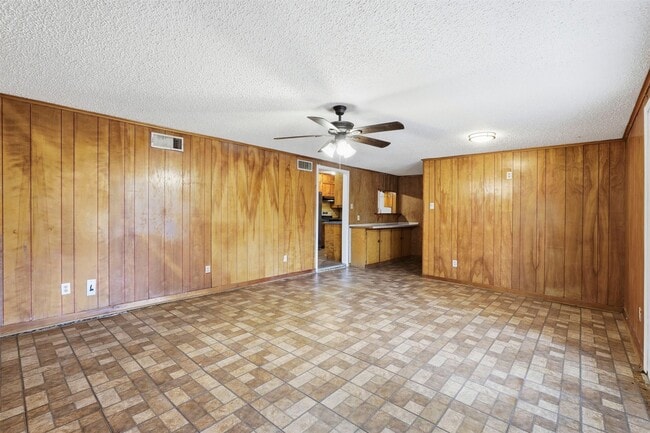 Building Photo - 1759 S Park