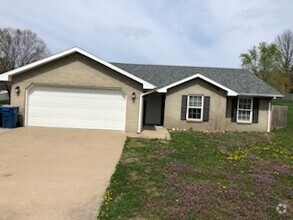 Building Photo - 3924 Liverpool Dr