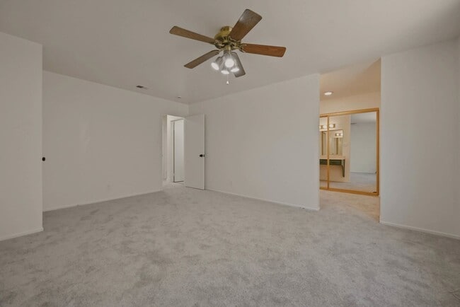 Building Photo - 25 Miwok Ct