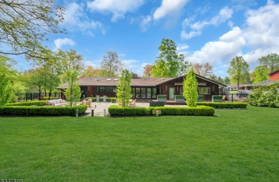 Building Photo - 792 Partridge Dr