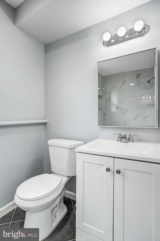 Building Photo - 6226 20th Ave