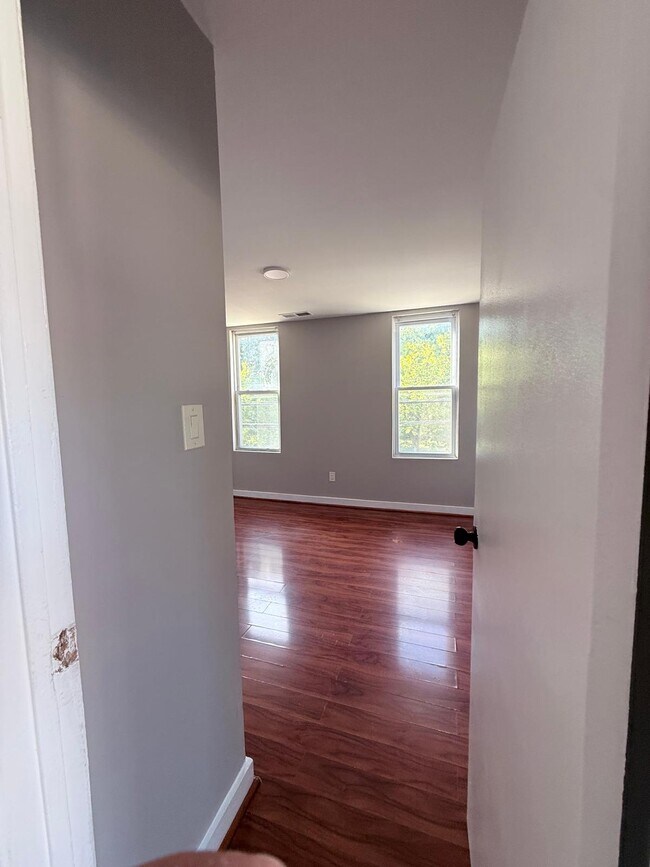 Building Photo - 4200 Powelton Ave