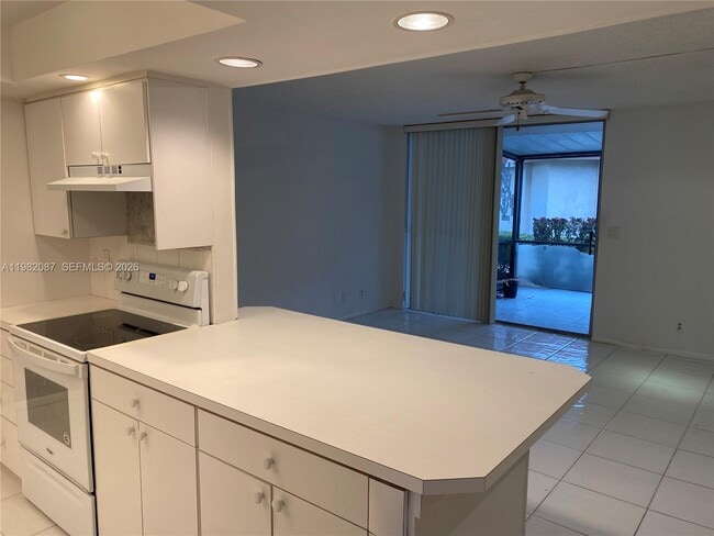 Building Photo - 1951 Atlantic Shores Blvd