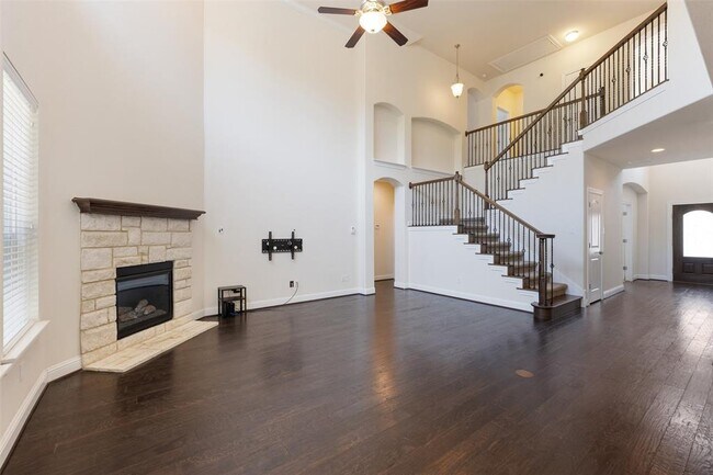 Building Photo - 8606 Evelina Trail