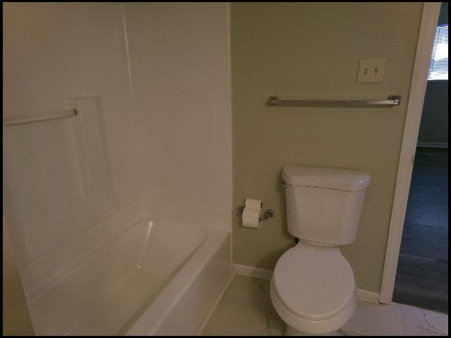 Building Photo - 1807 Sanford Dr