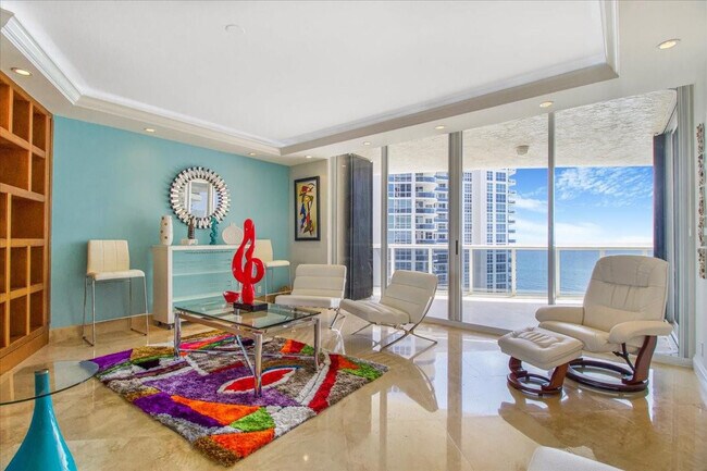 Building Photo - 3100 N Ocean Blvd