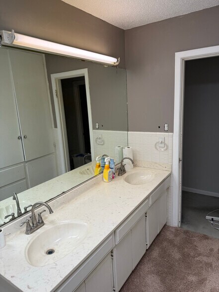 Building Photo - 3513 46th St