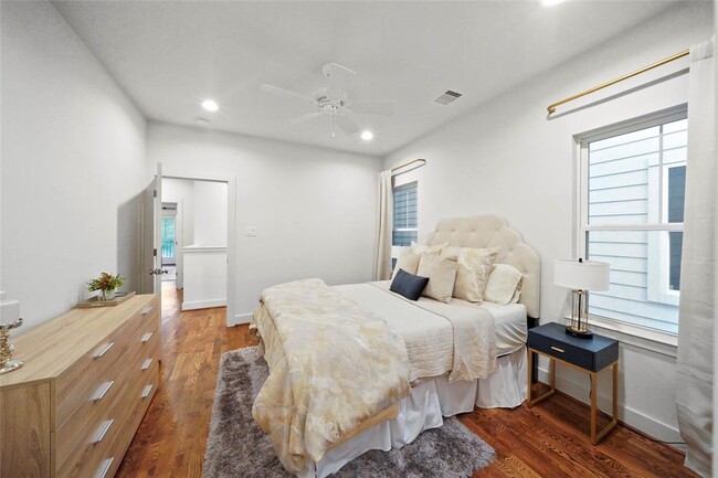 Building Photo - 3400 Castor St