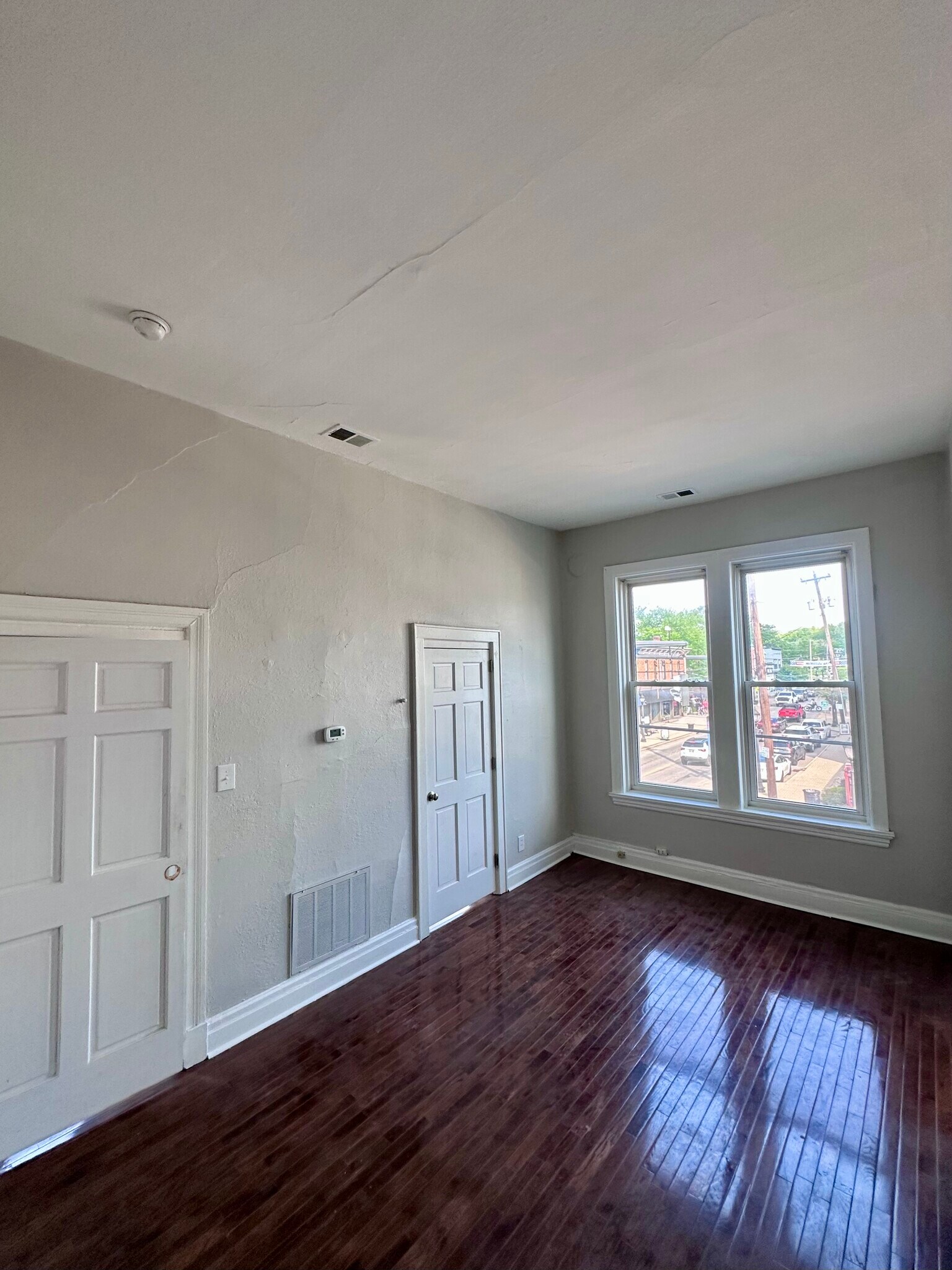 Building Photo - 102 Karl Brown Way