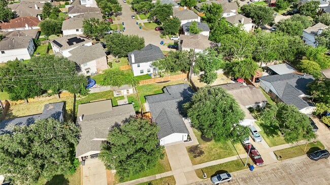 Building Photo - 6814 Loch Langham Dr