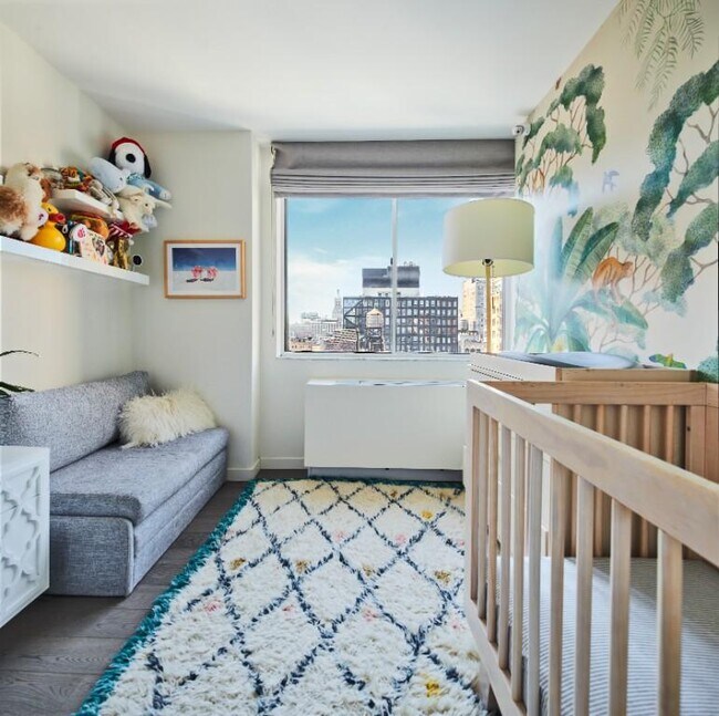 Building Photo - 3 bedroom in NEW YORK NY 10010