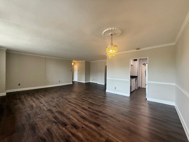 Building Photo - 1301 N Harrison St