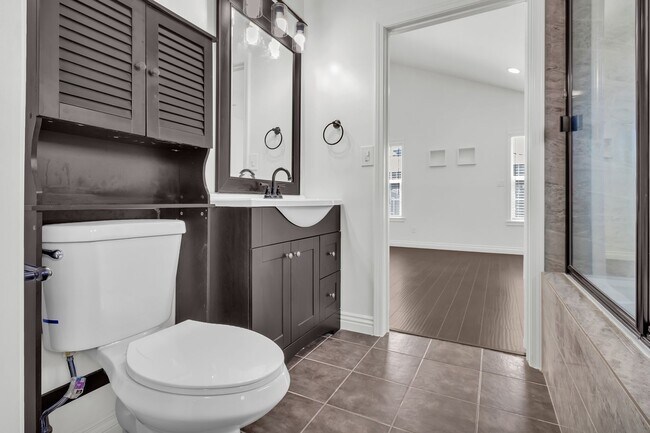 Building Photo - 4818 138th St